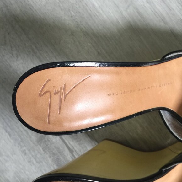 Giuseppe Zanotti Black / White Platform Wedges - Picture 8 of 8